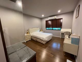 For rent 4 Beds house in Phra Nakhon, Bangkok
