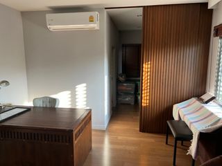 For rent 4 Beds house in Phra Nakhon, Bangkok