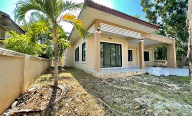 For sale 3 bedrooms house in Mueang Surat Thani, Surat Thani