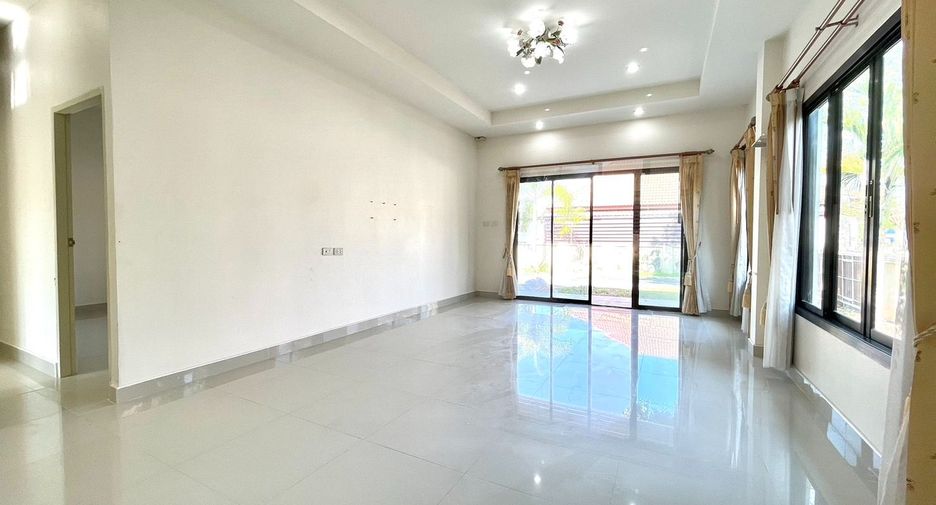 For sale 3 bedrooms house in Mueang Surat Thani, Surat Thani