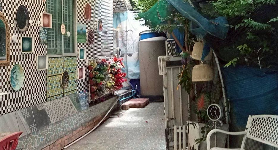 Reihenhaus zum Kauf mit 3 Zimmer in Mueang Nonthaburi, Nonthaburi