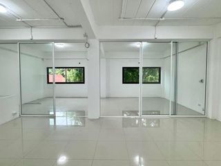 For rent 6 bed retail Space in Bang Lamung, Chonburi
