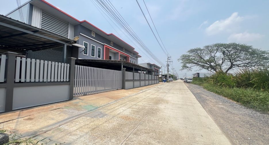 À louer 5 chambres entrepôt à Lam Luk Ka, Pathum Thani