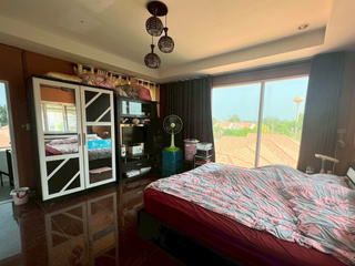 For sale 6 Beds house in Mueang Phitsanulok, Phitsanulok