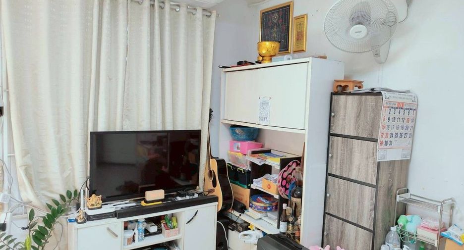 À vendre 4 chambres maison de ville à Suan Luang, Bangkok
