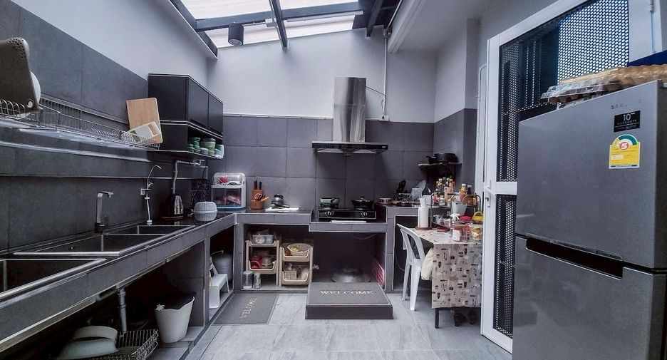 À vendre 4 chambres maison à Pak Kret, Nonthaburi