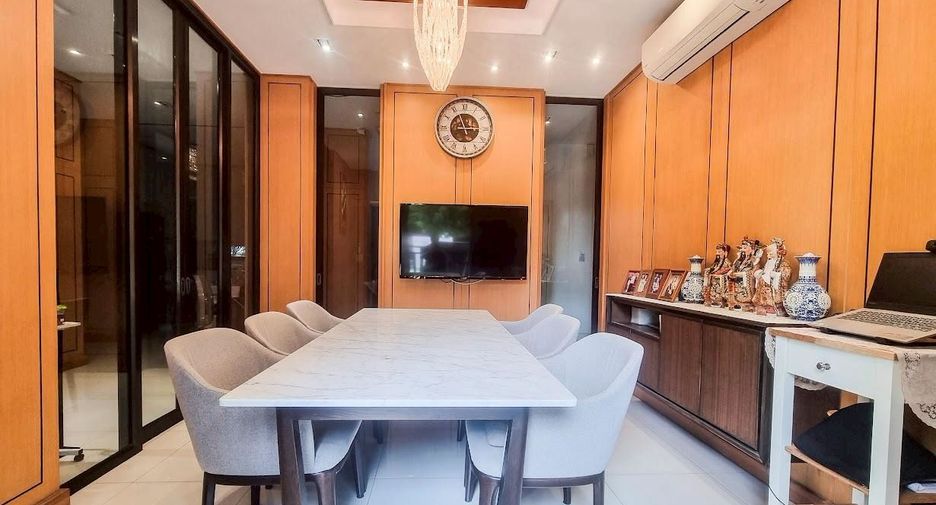 À vendre 4 chambres maison à Pak Kret, Nonthaburi
