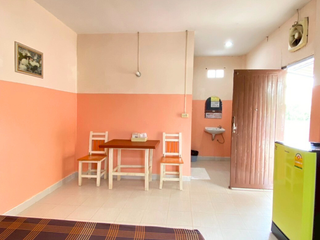 For sale 17 bed hotel in Phrom Phiram, Phitsanulok