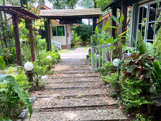 For sale 17 bed hotel in Thung Saliam, Sukhothai