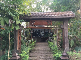 For sale 17 bed hotel in Thung Saliam, Sukhothai