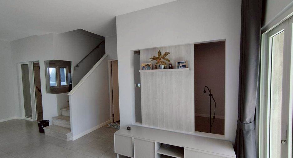 For sale 3 bedrooms house in Phra Samut Chedi, Samut Prakan
