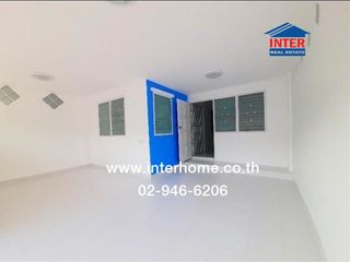 For sale 3 bed townhouse in Lam Luk Ka, Pathum Thani