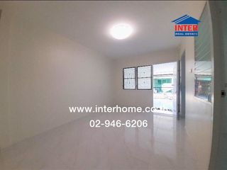 For sale 3 bed townhouse in Lam Luk Ka, Pathum Thani