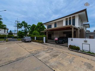 For sale 4 bed house in Sam Phran, Nakhon Pathom