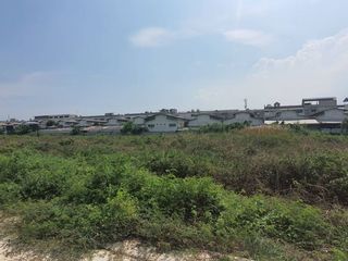 Продажа Участок в Банг Кхун Тхиан, Бангкок