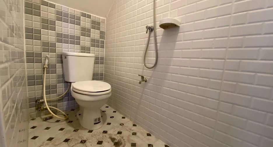 For sale 2 bedrooms townhouse in Nong Khaem, Bangkok