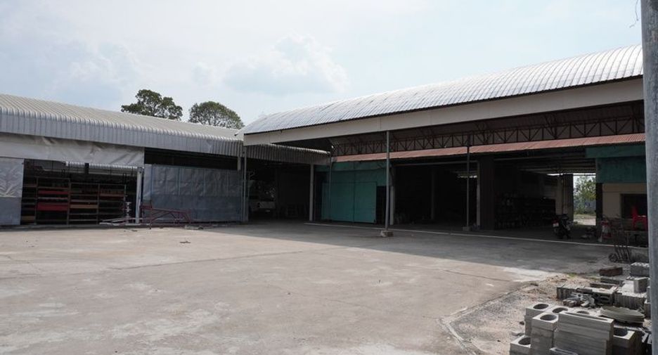 Terreno en venta en Kamalasai, Kalasin