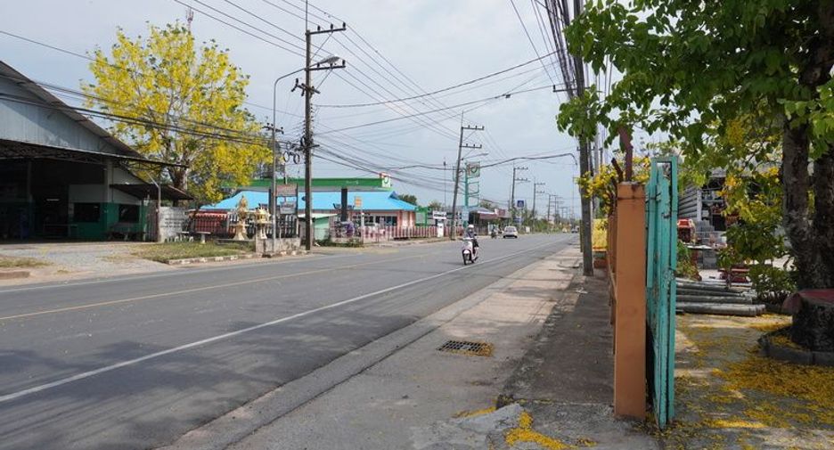 Terreno en venta en Kamalasai, Kalasin