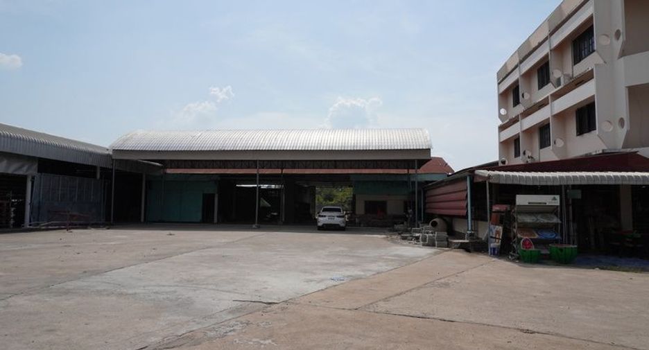 Terreno en venta en Kamalasai, Kalasin