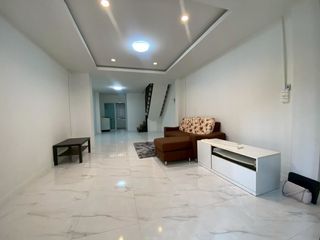 For sale 3 bedrooms townhouse in Bang Khae, Bangkok