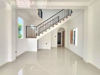For sale 4 bed condo in Mueang Chiang Mai, Chiang Mai