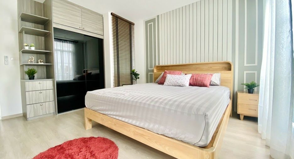 For rent 3 bedrooms townhouse in Prawet, Bangkok