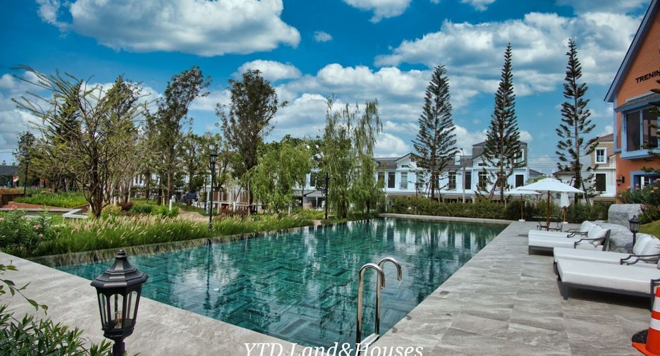 For rent 3 bedrooms townhouse in Prawet, Bangkok