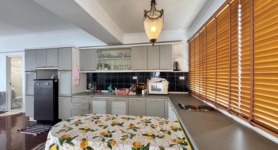For rent and for sale 2 bedrooms condo in Na Jomtien, Pattaya