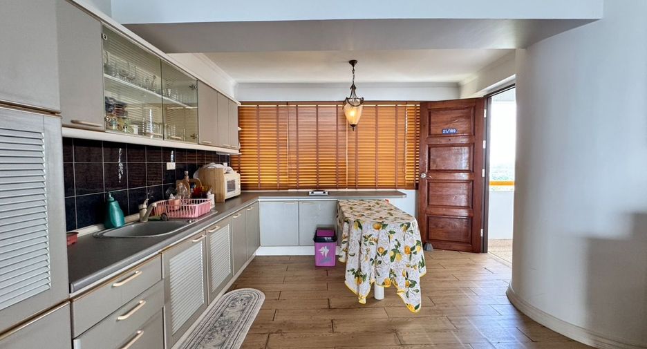 For rent and for sale 2 bedrooms condo in Na Jomtien, Pattaya