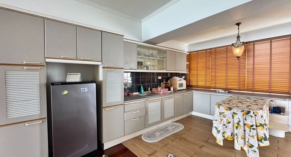 For rent and for sale 2 bedrooms condo in Na Jomtien, Pattaya