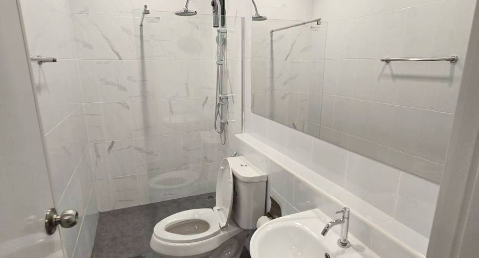 For rent 2 bed house in Bang Lamung, Chonburi