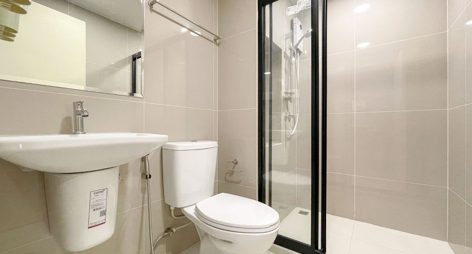 For sale 1 bed condo in Mueang Pathum Thani, Pathum Thani