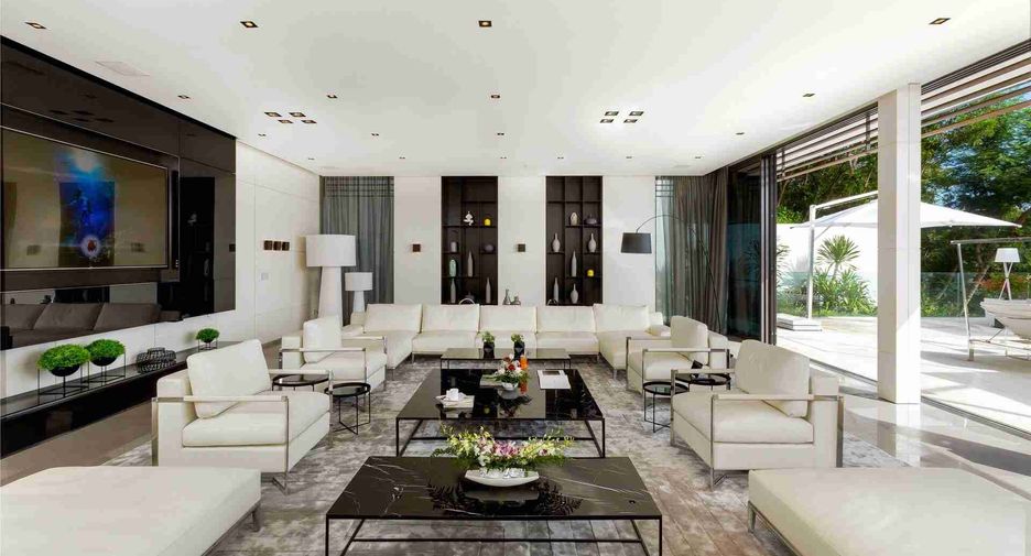 For rent and for sale 6 bedrooms villa in Mueang Phuket, Phuket