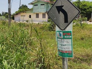 For sale land in Sam Chuk, Suphan Buri