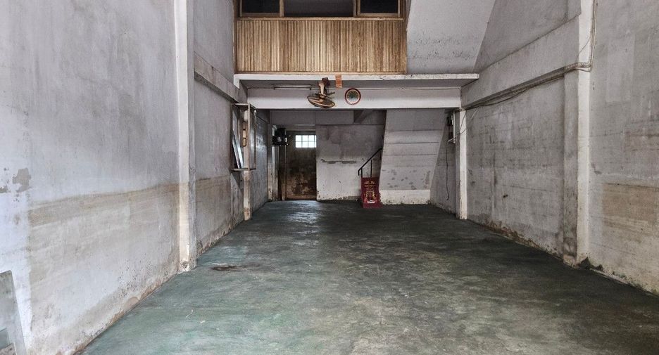 出售 3 卧室 商业空间 在 Bang Bua Thong, Nonthaburi