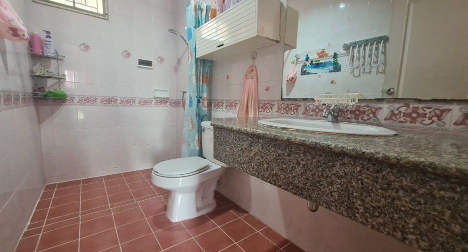 For sale 3 ベッドルーム house in Sai Mai, Bangkok