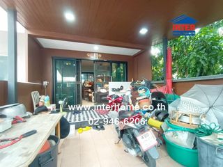 For sale 3 bed townhouse in Lam Luk Ka, Pathum Thani