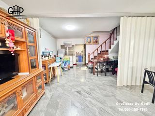 For sale 3 bed townhouse in Mueang Samut Sakhon, Samut Sakhon