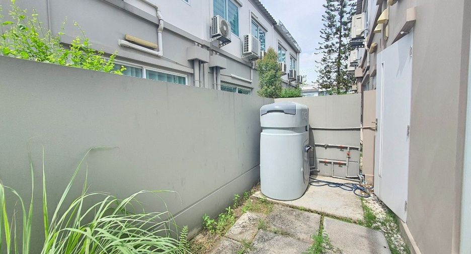 Reihenhaus zum Kauf mit 3 Zimmer in Bang Kruai, Nonthaburi
