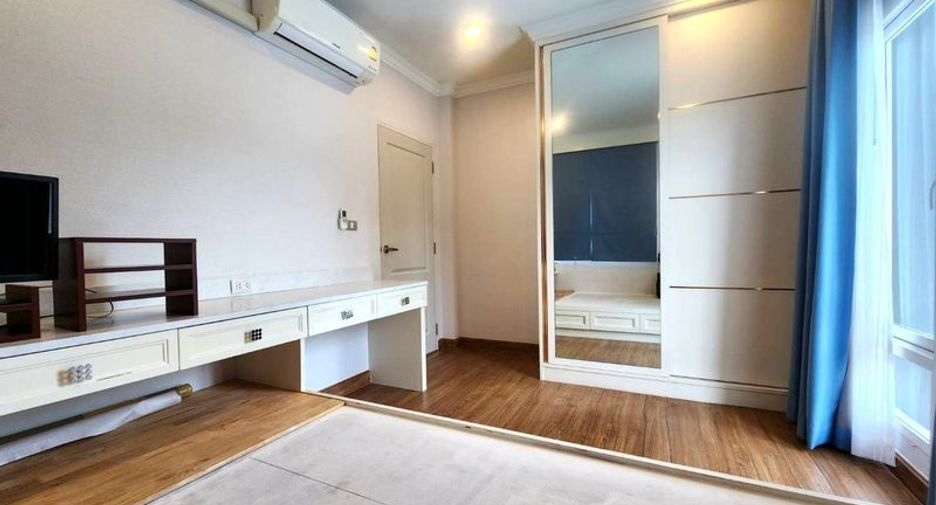 出售 4 卧室 独立屋 在 Lat Krabang, 曼谷