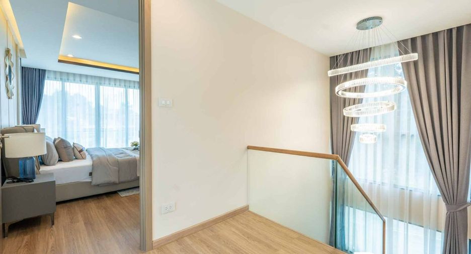 For sale 4 bedrooms villa in Bang Lamung, Chonburi