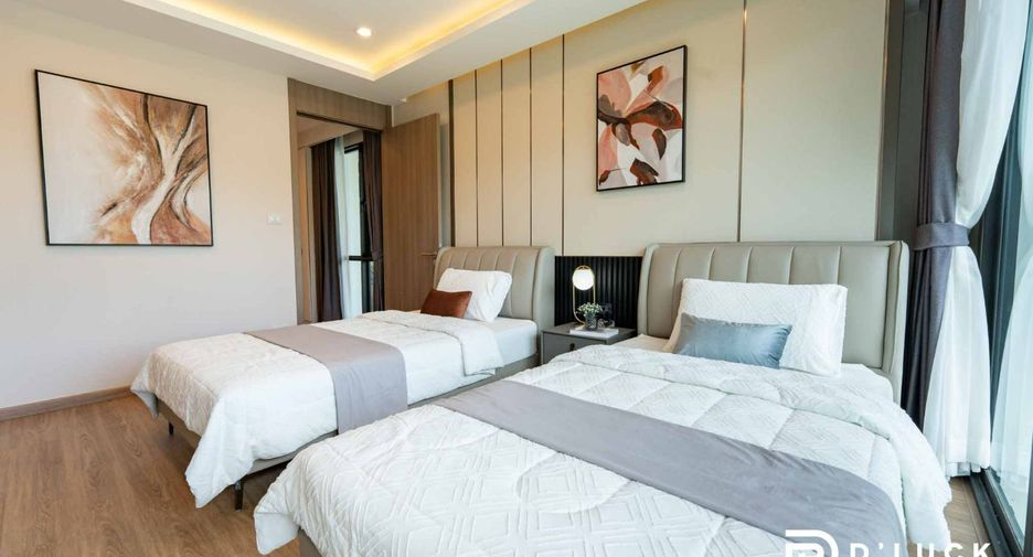 For sale 4 bedrooms villa in Bang Lamung, Chonburi