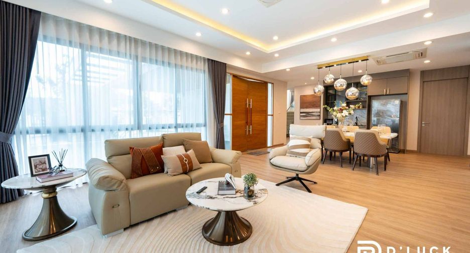 For sale 4 bedrooms villa in Bang Lamung, Chonburi