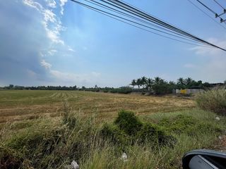 For sale land in Bang Len, Nakhon Pathom