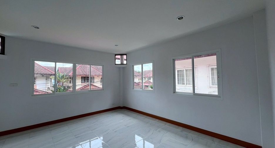 Haus zum Kauf mit 3 Zimmer in Khan Na Yao, Bangkok