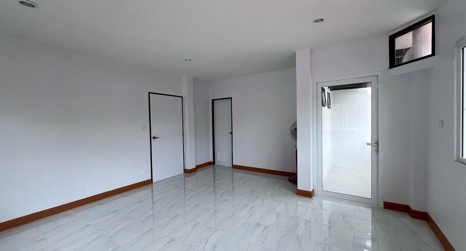 Haus zum Kauf mit 3 Zimmer in Khan Na Yao, Bangkok