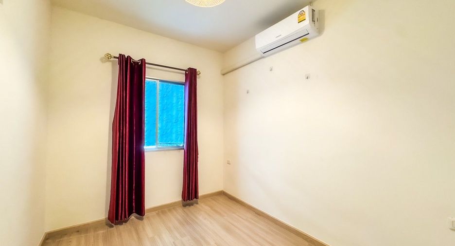 Casa adosada en venta de 3 habitaciones en Bang Kruai, Nonthaburi