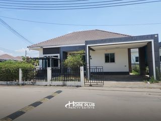 For sale 3 bed house in Mueang Nakhon Pathom, Nakhon Pathom