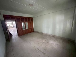 For rent and for sale 4 bed retail Space in Mueang Nakhon Pathom, Nakhon Pathom