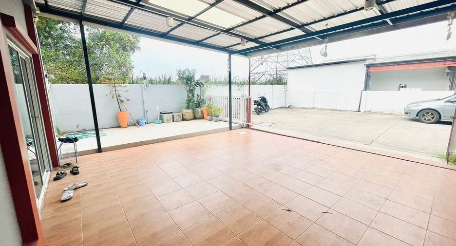 Продажа 4 спальни таунхаус в Khlong Luang, Патумтани
